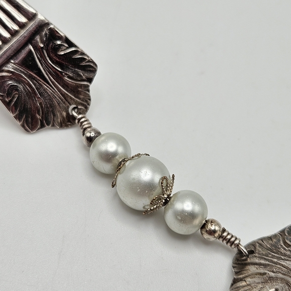 VINTAGE Lady Esther Silver-plate Upcycled Flatware Magnetic Close Bracelet - Picture 6 of 8
